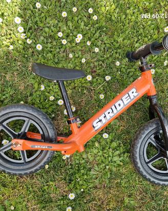 Bicicletta senza pedali