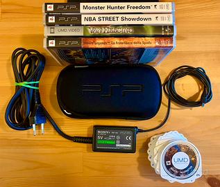PSP (PlayStation portable) con 16 giochi
