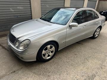 Mercedes benz E270
