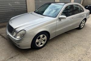 Mercedes benz E270