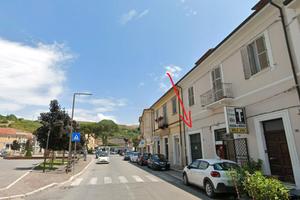 Locale Commerciale in Piazza Mazzarino Pescina