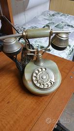 Telefono antico