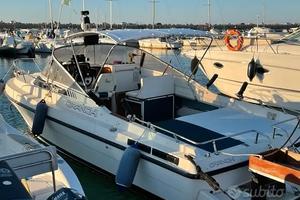 Barca a motore Cranchi GT25 Anno 1985