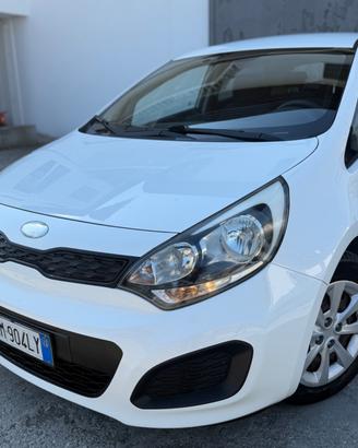 Kia Rio 1.1 CRDi 6 Marce NEOPAT. 2012 UNICO PROP.