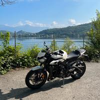 Triumph street triple 765 R - 05/23 - 14925 km
