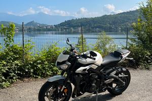Triumph street triple 765 R - 05/23 - 14925 km