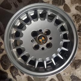 cerchi in lega BMW serie 3 anni 85/90