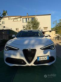 Alfa romeo stelvio 2.2 diesel 190 cv