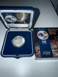 5 euro sbarco sulla su