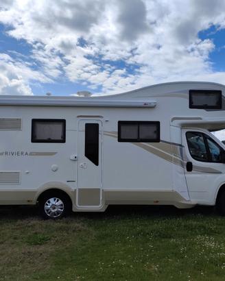 Camper mansardato