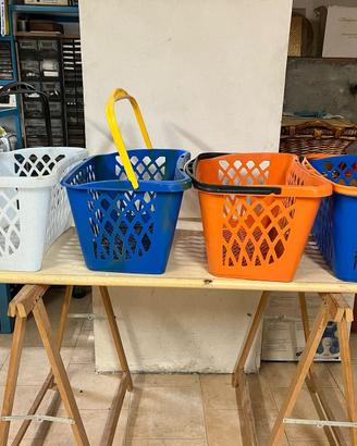 Cestini in plastica