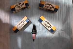 candele magneti Marelli kit 4 pezzi SUPER PROMO 