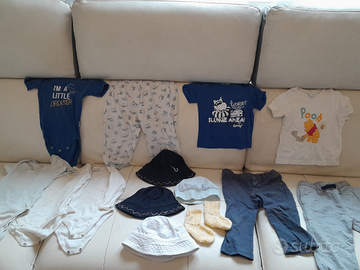 Abbigliamento 6/12 mesi in omaggio