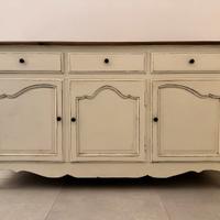 Credenza