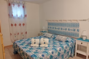 Mandriola appartamento.100 MT dal mare I.U.N P3164