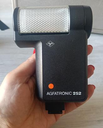 Flash Agfa Agfatronic 252