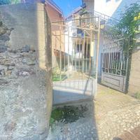 3 LOCALI A BERZO DEMO