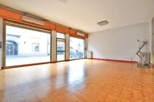 NEGOZIO A BORGO D'ALE