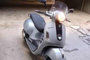 vespa gts 250 