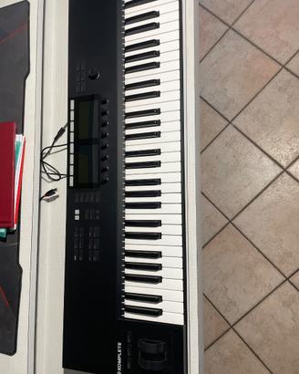 Tastiera KOMPLETE KONTROL S61