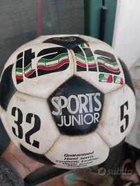 pallone calcio Italia 90
