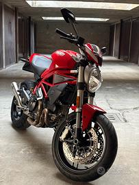 Ducati Monster 797 plus