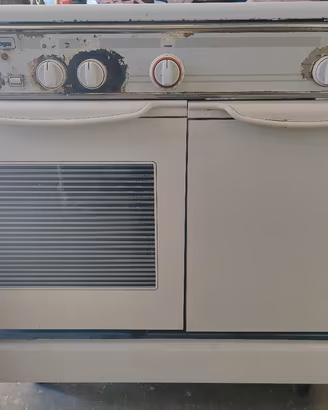 Cucina esterno vintage