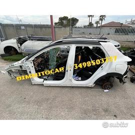 Kia Stonic 2021 Scocca per tagliate