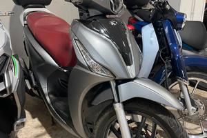 Kymco People 150