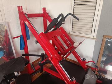 Leg Press 45° + Hack Squat  – Combo multifunzione