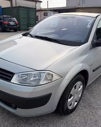RENAULT Megane Mégane 1.5dCi/82CV 5p Confort. St