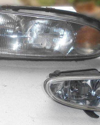 FARI FORD FIESTA DEL 97
