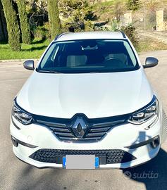 RENAULT MEGANE GT LINE