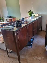 Coppia di mobili antichi (buffet) in legno massell