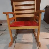 Sedia a dondolo Ikea