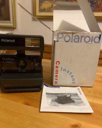 Polaroid OneStep closeup 600