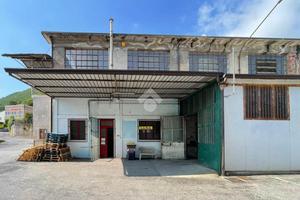 CAPANNONE A AGNOSINE