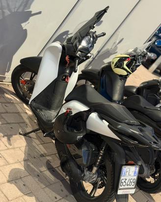 Hond sh 125