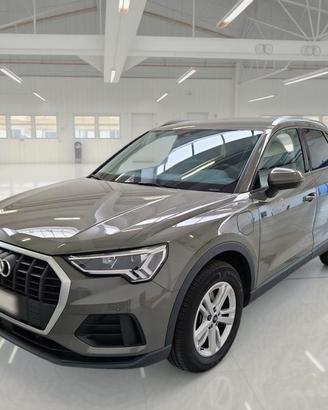 AUDI Q3 45 TFSI E S TRONIC BUSINESS SUV