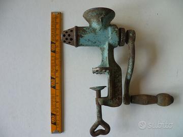 Antico tritacarne IDRANAZ  n. 365203 collezione