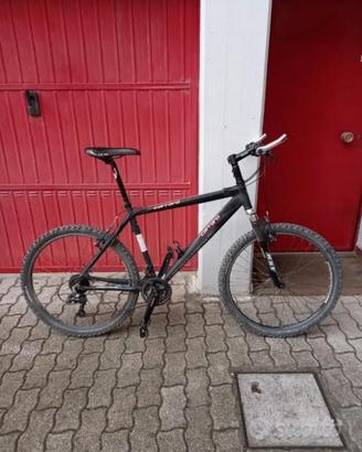 MTB RARRARO 26” Alluminio + pedali flat