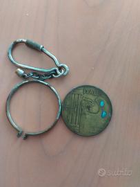 moneta 20 lire con portachiavi