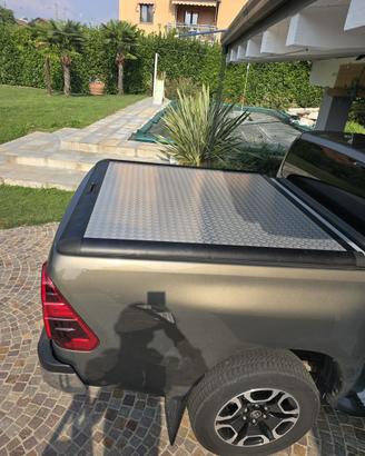 Copricassone Hard Lid Mountain Top 2 Toyota Hilux