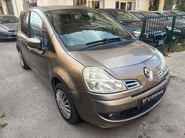 Renault Modus Grand 1.5 dCi 85CV Dynamique