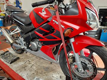 Honda cbr 125r