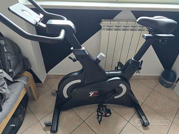 Cyclette magneti con Volano da 16KG