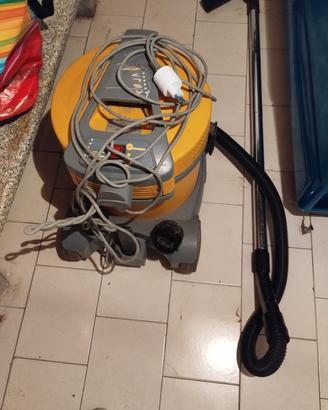 aspirapolvere industriale 