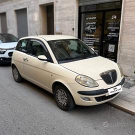 Lancia Ypsilon 1.2 GPL