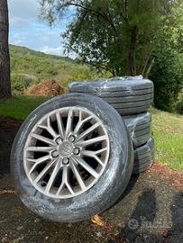 Cerchi originali Audi + Gomme Pirelli Cinturato