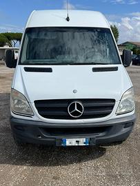 Furgone Mercedes
